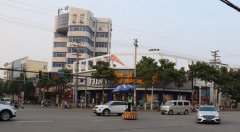 潢川交警大队整治交通违法助力城市品位提升