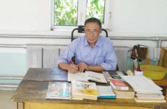 教师李春发马海30余年温暖点亮山村教育灯