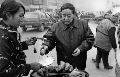 贾平凹:在肮脏的地方干净地活着