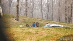 北京野生动物园现游客虎区下车 园方曾两次劝阻